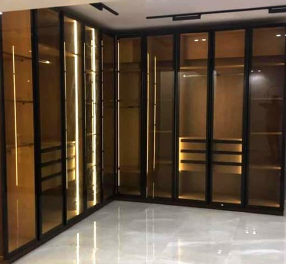 جناح معرض غرف الملابس في السعودية